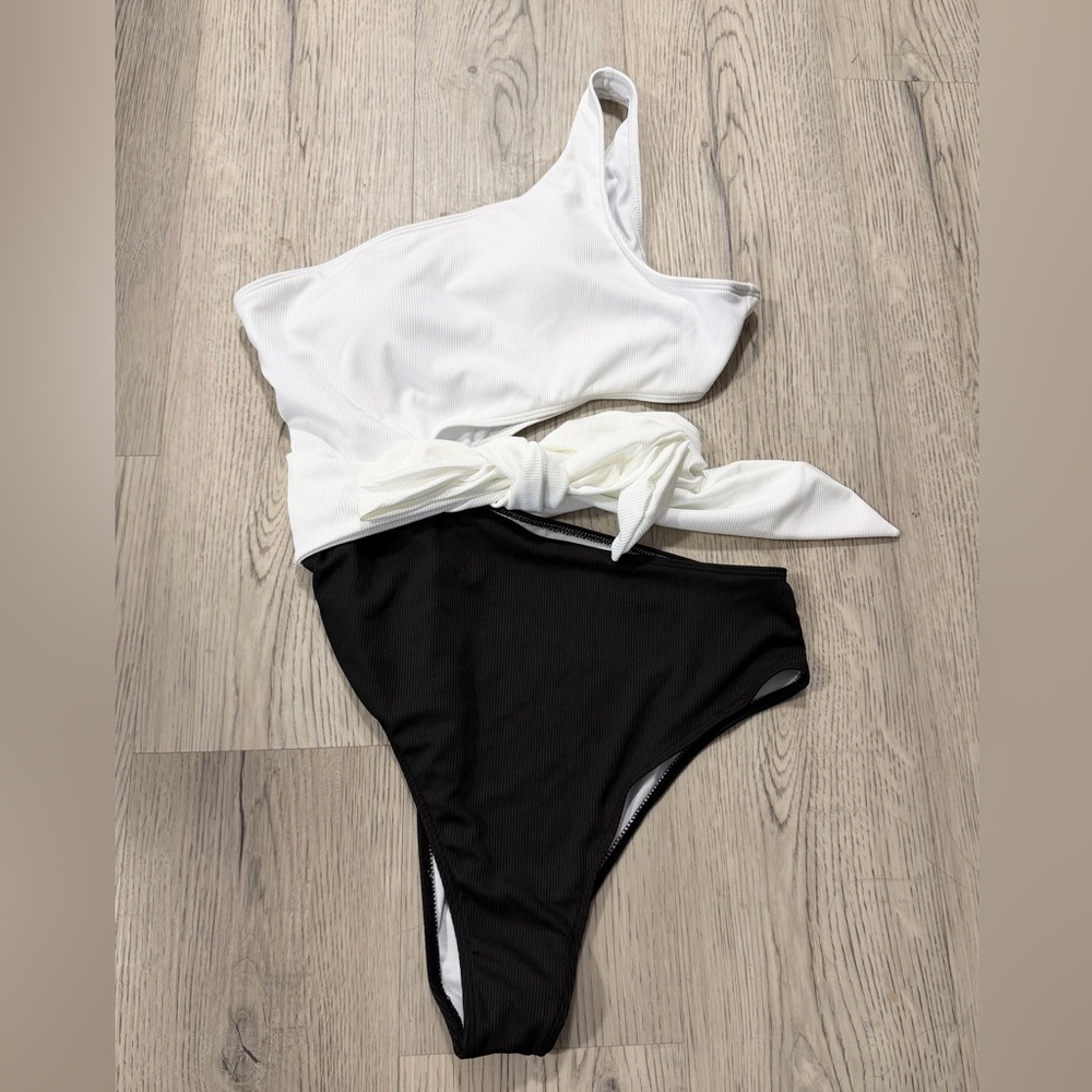 One-Piece Shein Bathing Suit